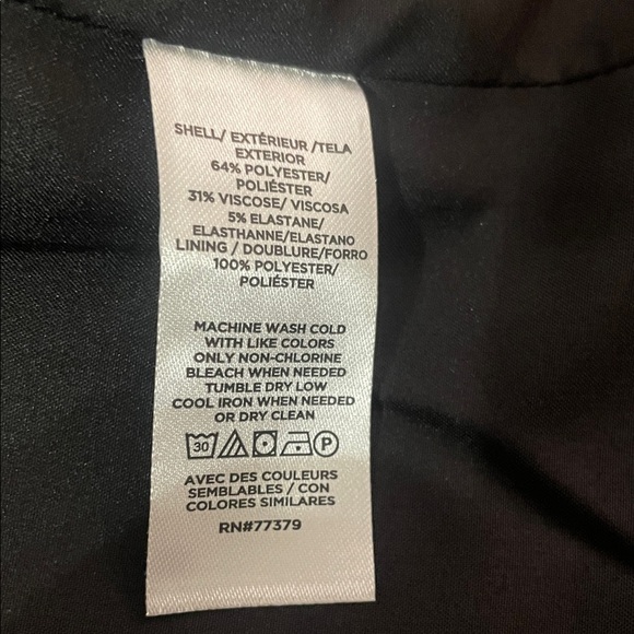 Ann Taylor The Relaxed Double Breasted Blazer in Plaid - Picture 5 of 5